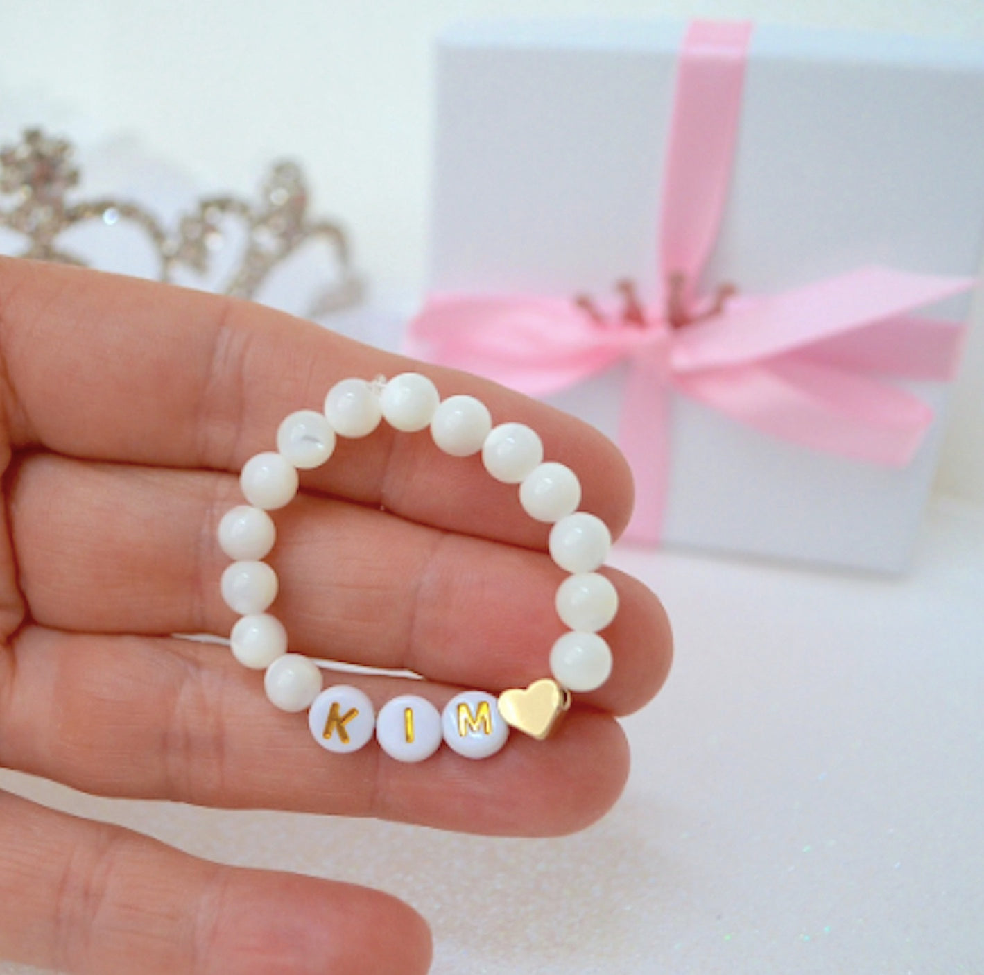 Wonderful Beautiful Mother of Pearl Gold Heart Personalized Bracelet