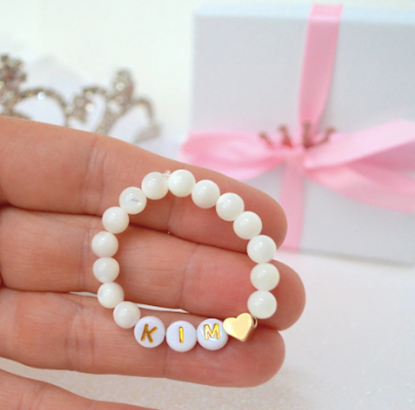mother of pearl bracelet with gold heart charm, personalized jewelry gift for baby, girls, and teens