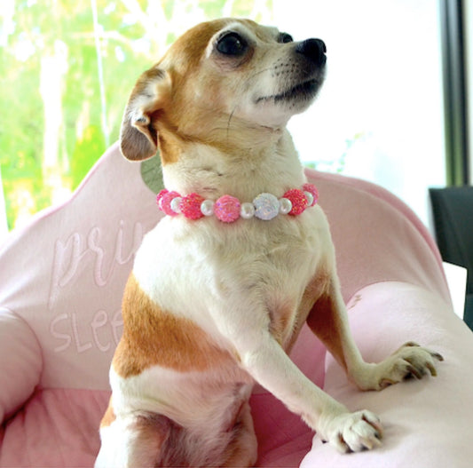 Personalized pink pearl dog necklace with gold-plated beads, sparkly iridescent glitter accents, and white faux pearls, handmade pet jewelry for dogs or cats